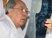 吳孟超:柳葉刀上的肝膽春秋